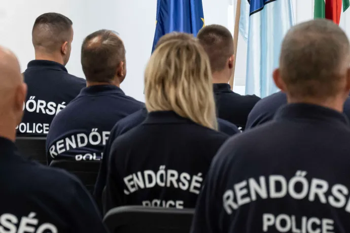 Szolnok polgármestere arról posztolt, hogy soha annyi rendőrt nem látott még a városban egyszerre