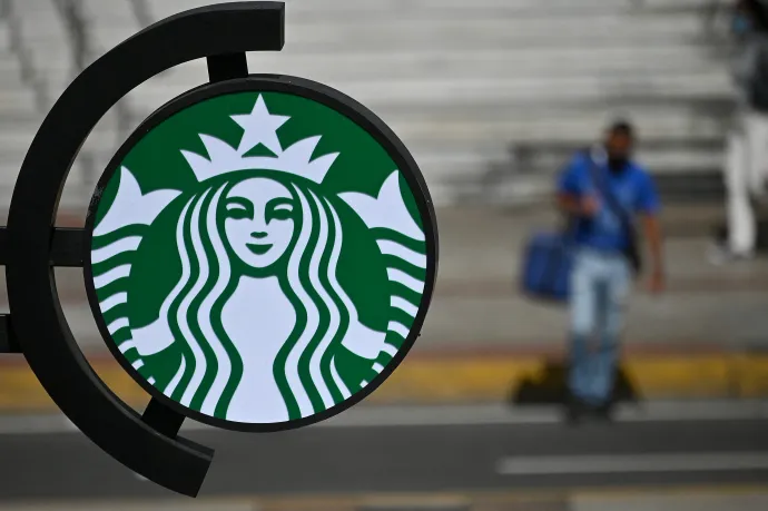 A Starbucks bezárja a csak elvitelre értékesítő kávézóit