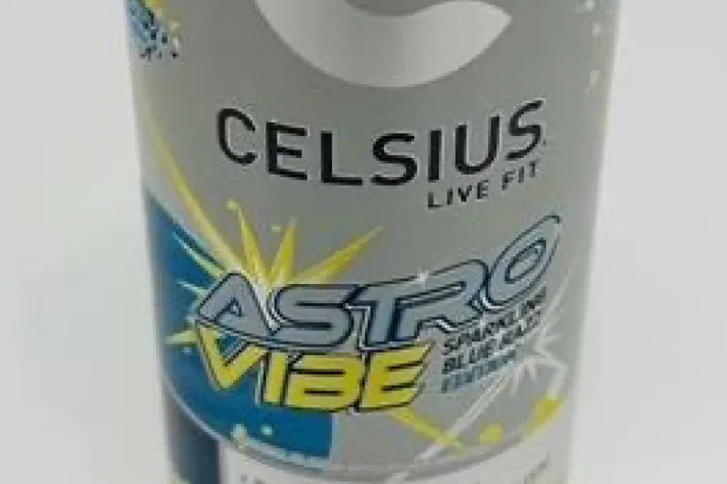 Véletlenül vodka került egy amerikai energiaitalba