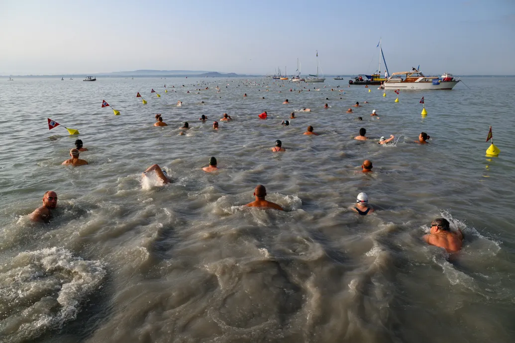Ismét elhalasztják a Balaton-átúszást az időjárás miatt