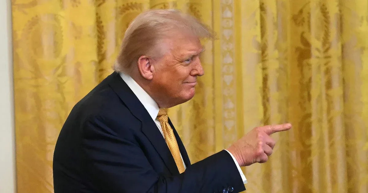 Utolsó órák: Megállapodások Trump és partnerei között a vámok ügyében Utolsó órák: Megállapodások Trump és partnerei között a vámok ügyében