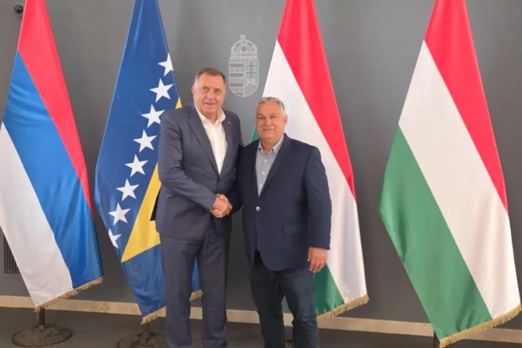 Orbán Viktor ismét a Karmelitában fogadta a hazájában börtönbüntetésre ítélet Milorad Dodikot Kép