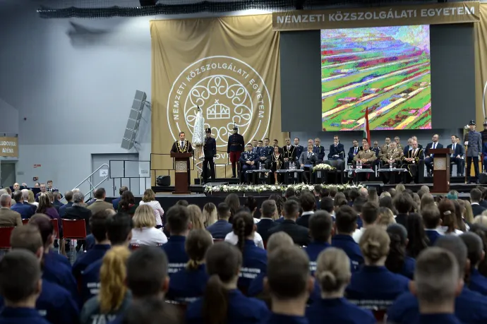 Arról posztolt egy hallgató, hogy szexért is jár pont az NKE gólyatáborában, válaszul az egyetem hazaküldte, és vizsgálatot indított
