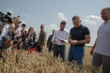 Brit pénzek miatt tört ki a botrány Szlovákiában: orbáni recepthez nyúlt Fico