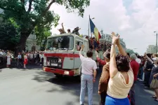 Tüntetést szerveznek az Egyetem téren Iliescu temetésének napjára