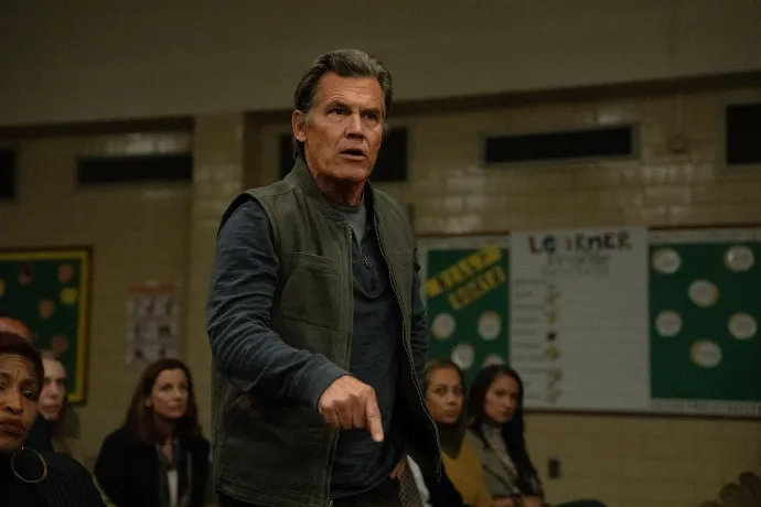 Josh Brolin a film egyik jelenetében – Fotó: Warner Bros.