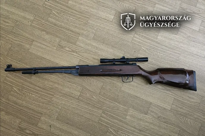 Légpuskával lövöldözött a lomtalanító munkásokra egy férfi Óbudán, a véletlenen múlt, hogy nem lett halálos áldozata