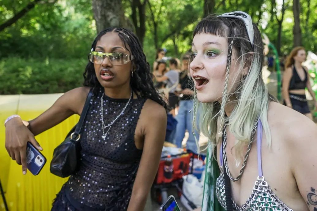 A Szigeten bulizókat is megosztja a Kneecap kitiltása – Forrás: Telex.hu