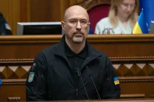 Kötelező lesz testkamerát viselniük a mozgósítást végző katonáknak Ukrajnában