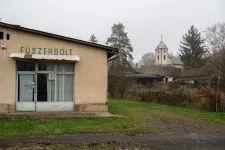 6 milliárddal többet osztana szét a kormány a falusi élelmiszerboltok között