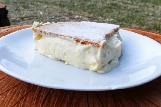 Lehet házilag olyan légies krémest készíteni, amilyen a Ruszwurmban volt, csak a formát kell elengedni