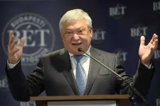 Történelmi rekord: átlépte a 30 ezer forintot az OTP-részvények ára