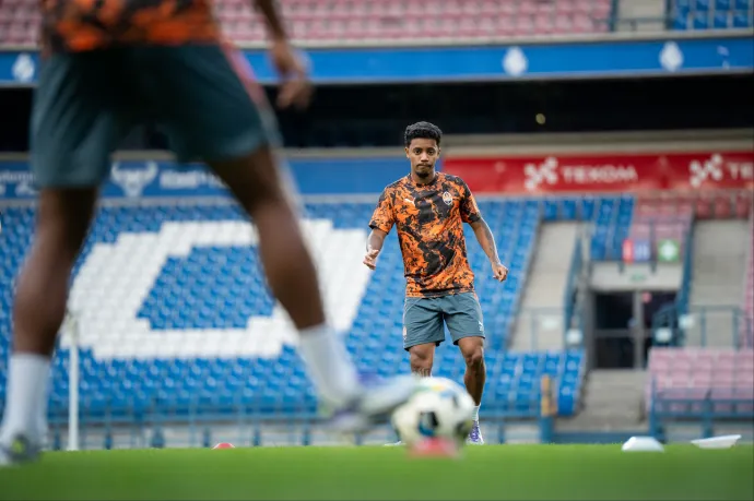 Az UEFA tízmillió eurót utalt az orosz szövetségnek, míg öt ukrán fociklub nem kapott pénzt