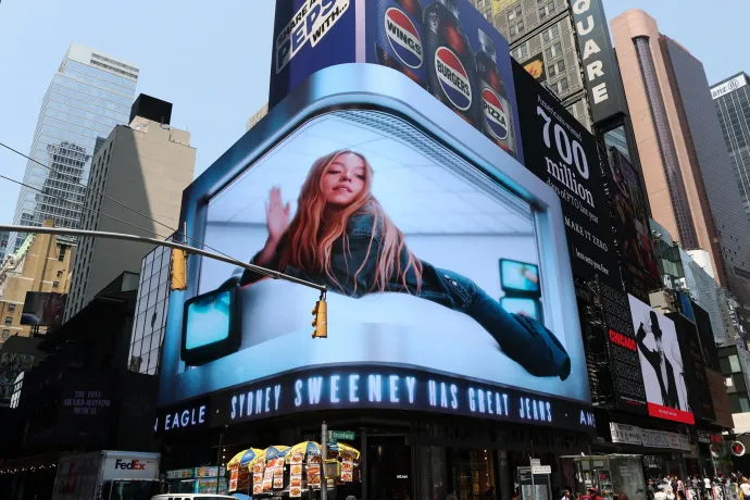 Sydney Sweeney-től mindenkinek elmegy az esze
