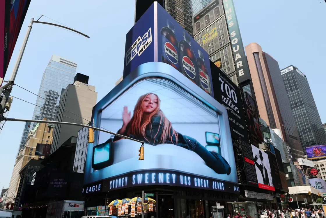 Sydney Sweeney-től mindenkinek elmegy az esze