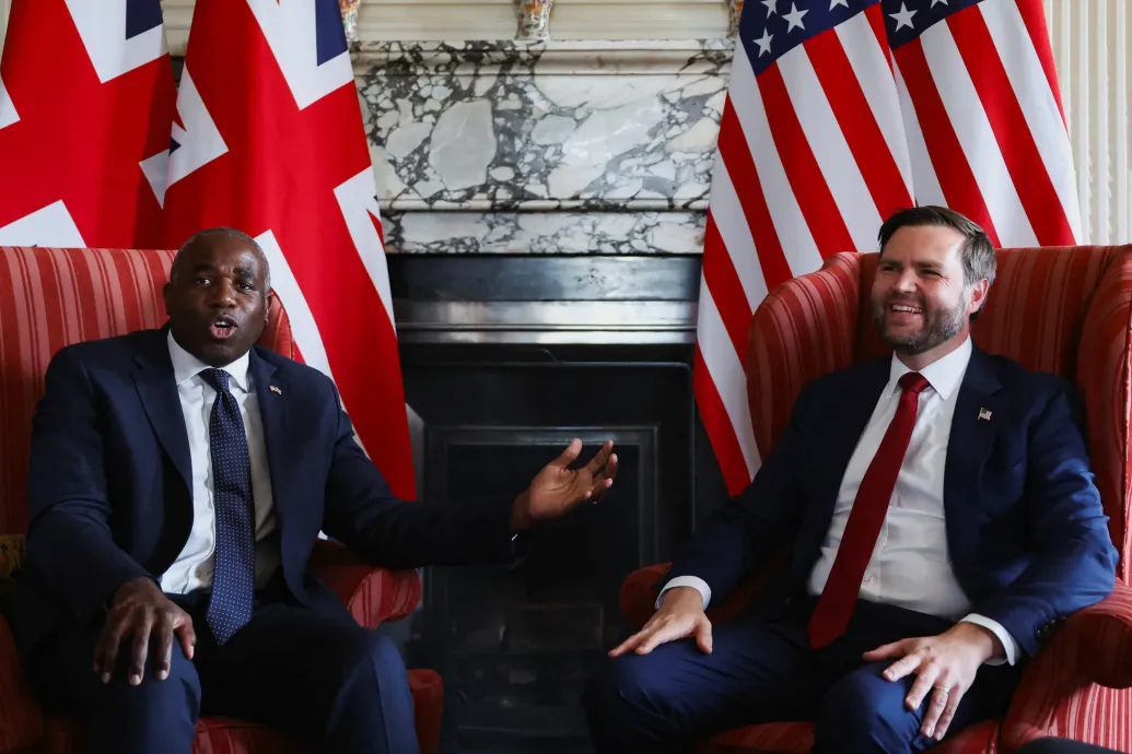 Ukrán és európai szövetségesekkel tárgyal szombaton J.D. Vance Trump békejavaslatáról – Forrás: Telex.hu
