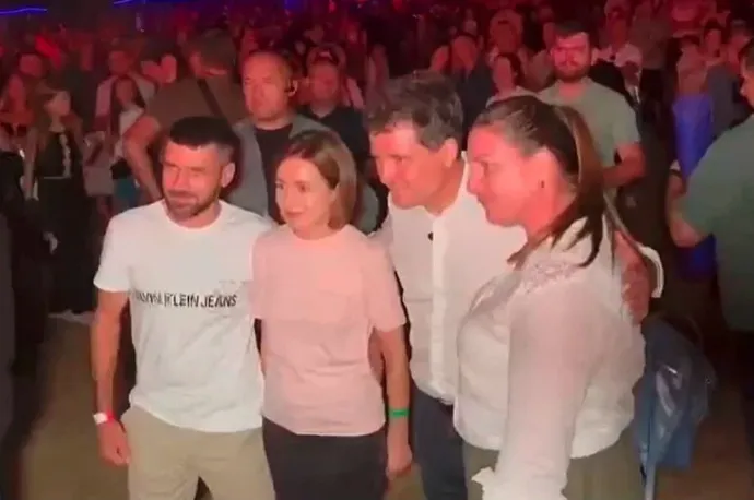 Együtt bulizott Nicuşor Dan és Maia Sandu a moldovai Farkasok Fesztiválján