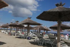 Árkörkép: Bulgáriában a töredékéért lehet strandolni, mint a román tengerparton