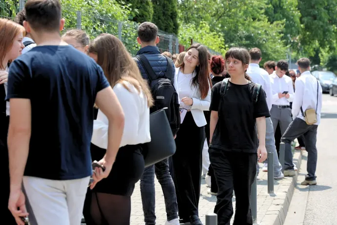 Román nyelv és irodalom írásbelivel indul a pótérettségi