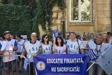 Sztrájkkal indul a tanév, ha a kormány nem enged a tanügyi szakszervezeteknek
