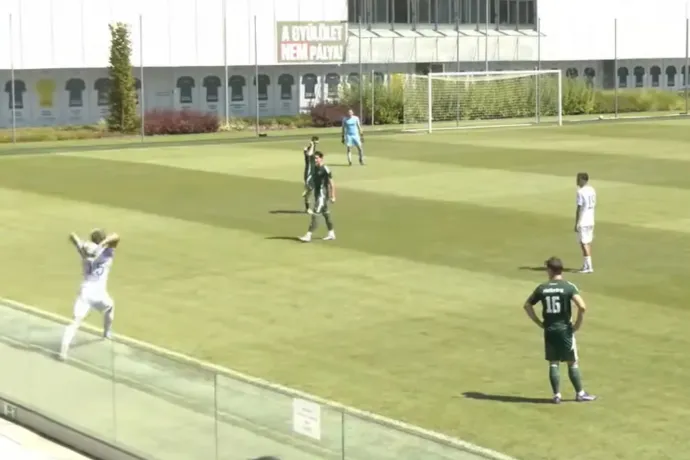 „Tajtékzottam a dühtől” – Kiakadt a korábbi gólkirály, miután bedobásból kapott gólt a csapata