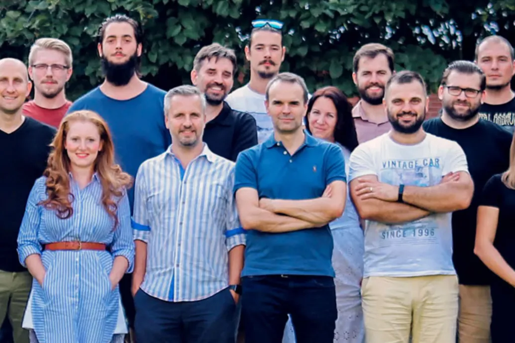 Két magyar multis dolgozó 2010-ben alapított egy call centeres startupot, most a világ egyik legnagyobb szoftvercégének adták el – Forrás: Telex.hu