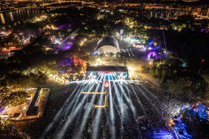 A tavalyinál valamivel többen mentek ki az idei Szigetre, 416 ezres látogatószámmal zárt a fesztivál