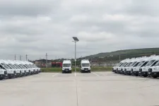 Iskolabusz-panama: a 90 ezer eurós gépkocsik darabjáért 200 ezret vagy annál is többet fizettek a megyei tanácsok