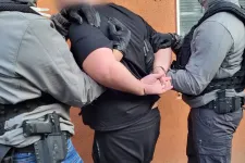 Jó reggelt, itt a rendőrség! A kommentje miatt jöttünk