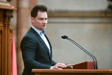 Kisebb csoda kellene az LMP 2026-os indulásához a párt egyik képviselője szerint