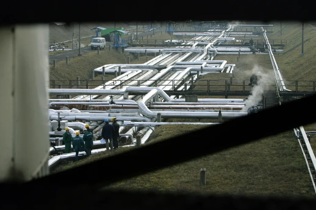 Kyiv Independent: Ukrán dróntalálat érte a Barátság kőolajvezeték oroszországi pontját – Forrás: Telex.hu