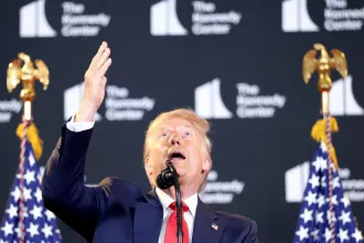Súlyos következményekkel fenyegette meg Trump Putyint, ha nem állítja le a háborút
