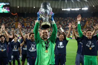 Kétgólos hátrányból egyenlített, majd tizenegyesekkel megnyerte az európai Szuperkupát a PSG