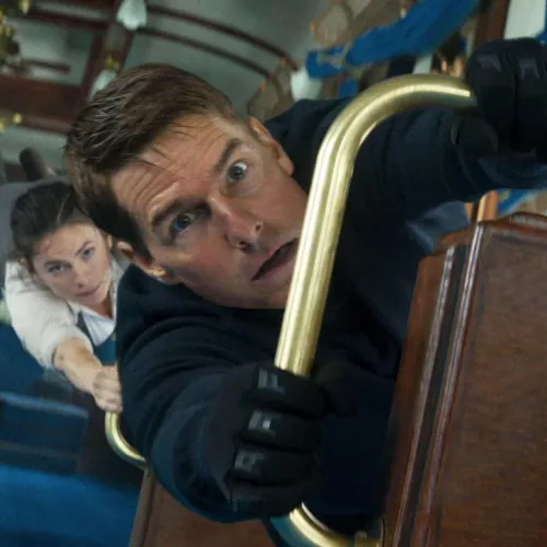 Lehetetlen küldetésre indul Tom Cruise és Paddington