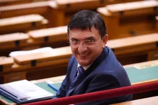 Addig húzza Budapest átvilágítását a kormány, hogy lassan ismét kritikus helyzetbe kerül a város