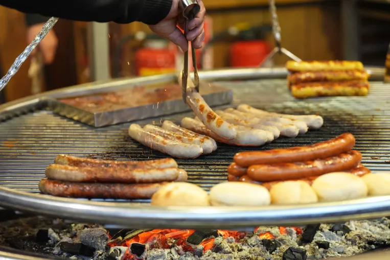 Kitört a Bratwurst-gate Németországban