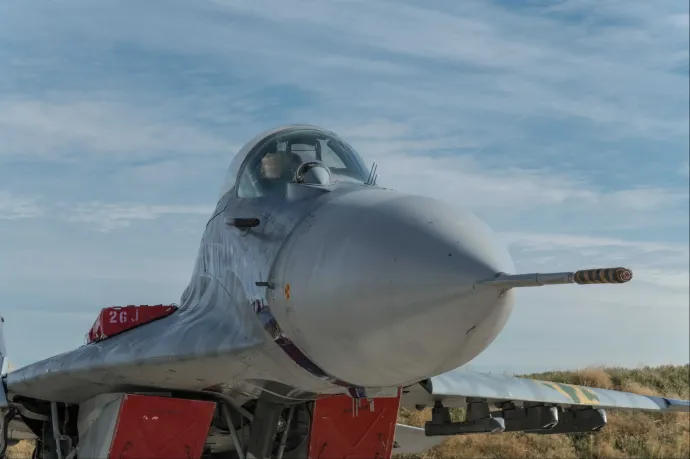 Betörtek a kecskeméti katonai repülőtérre, és ellopták a MiG–29-es vadászgépek alkatrészeit