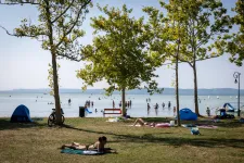 Balatonföldvár lelke volt a kikötő melletti pavilonsor, a városvezetés több százmilliót fizetett, hogy eltűnjön