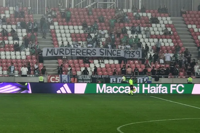 „Gyilkosok 1939 óta” feliratú transzparens jelent meg az izraeli–lengyel meccsen Debrecenben, a rendőrség vizsgálja az ügyet