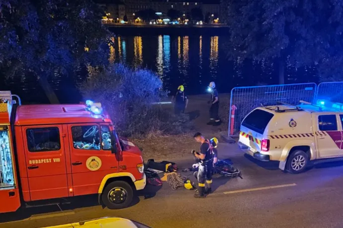 A kövekre zuhant a rakpartról egy fiatal nő a belvárosban, súlyos végtagsérüléssel vitték kórházba