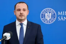 Szeptembertől jelenthetik a páciensek, ha elutasítják őket a közkórházban, hogy magánrendelőkben fizethessenek