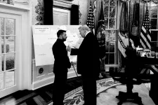 Így nézett ki, amikor Trump és Zelenszkij négyszemközt beszélt egymással