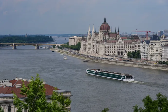Péter Magyar: Orbán should invite Putin and Zelensky to Budapest