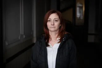 Renner Erika zaklatója megjelent a nő lakásánál, a rendőrség keresi a férfit
