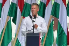 Szent István-programot hirdetett Magyar Péter, a népességfogyás és elvándorlás megállításával, szuperkórházakkal és az önkormányzatok függetlenségével