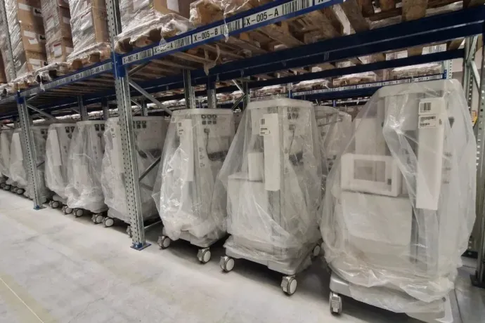 A Belügyminisztérium szerint még vizsgálják, hogyan tudnák átalakítani a Covid-járvány alatt beszerzett lélegeztetőgépeket