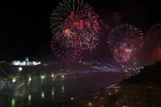 Életmentő beavatkozásra is szükség volt, 160 embert láttak el a mentők az augusztus 20-i budapesti rendezvényeken