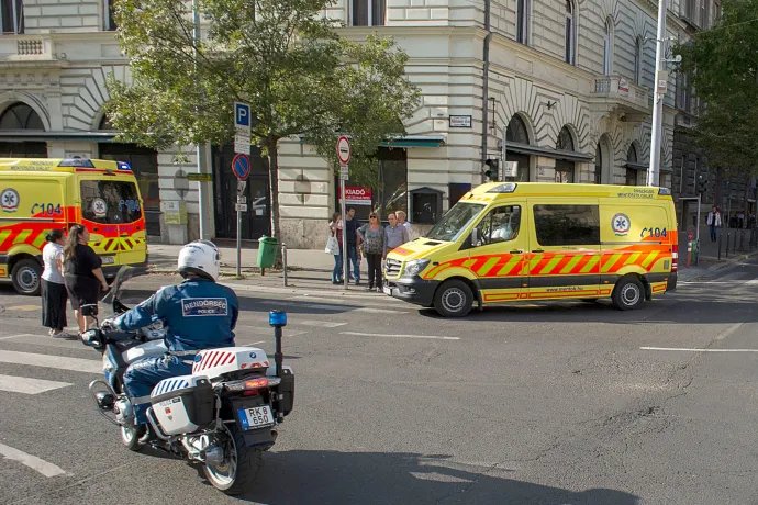 Életmentő beavatkozásra is szükség volt, 160 embert láttak el a mentők az augusztus 20-i budapesti rendezvényeken