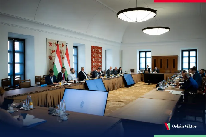 Orbán Viktor orosz rakétatámadásról írt Facebook-oldalán