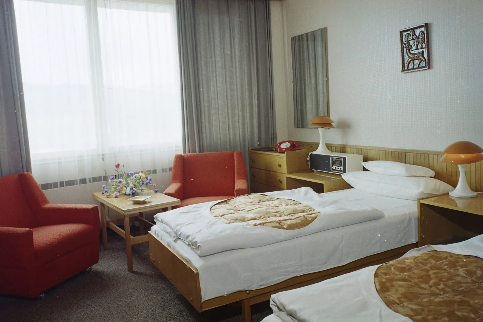 A körszálló egyik szobája 1975-ben – Fotó: Bauer Sándor / Fortepan
